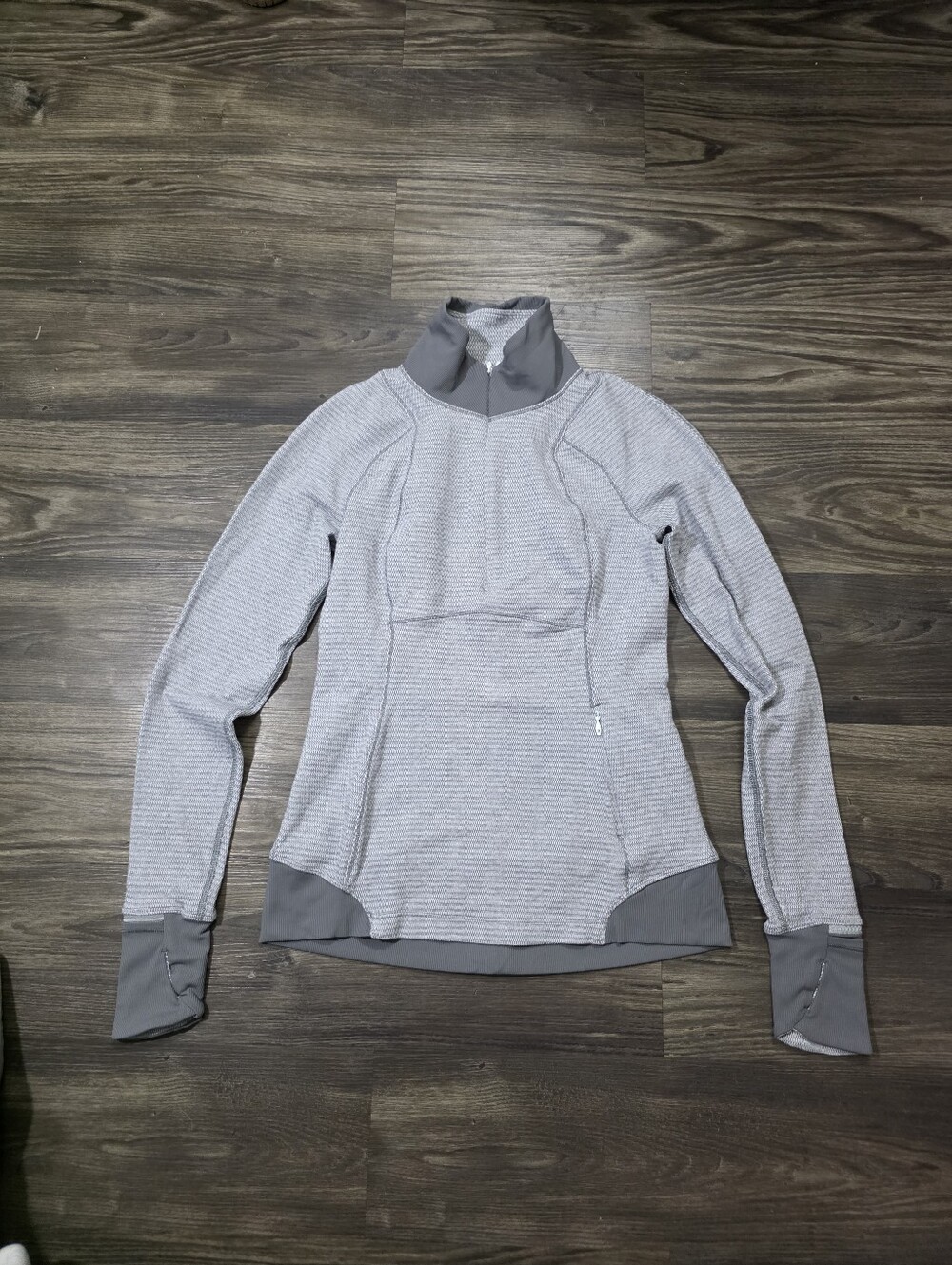 LULULEMON  Runderful Gray Long Sleeve 1/2 Zip Mock Neck Pullover Women’s